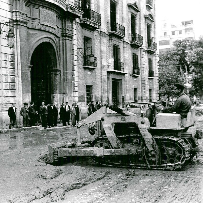 1957. La Batalla contra el Fang. 60 anys de la Riuà