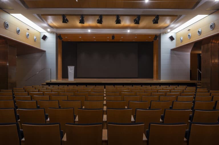 salon de actos 2